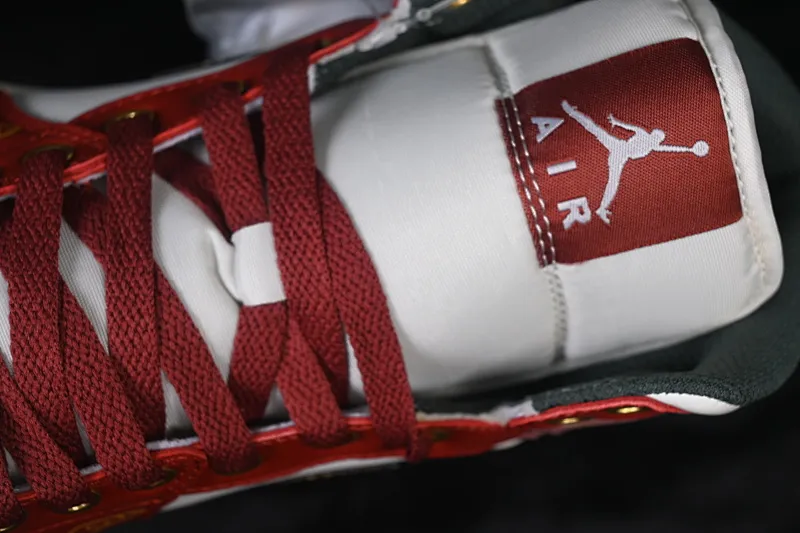 All Categories Air Jordan Jordan Series Basketball Shoes Air Jordan 1 Mid Air Jordan 1 Mid AJ1 Joe 1 Year of the Horse Limited Chinese Cultural Leisure Sneakers DQ8426-105